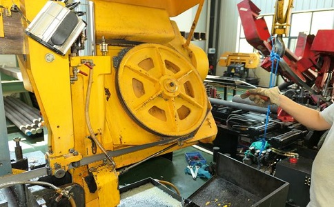 弋阳金属带锯床的日常使用和保养注意事项！